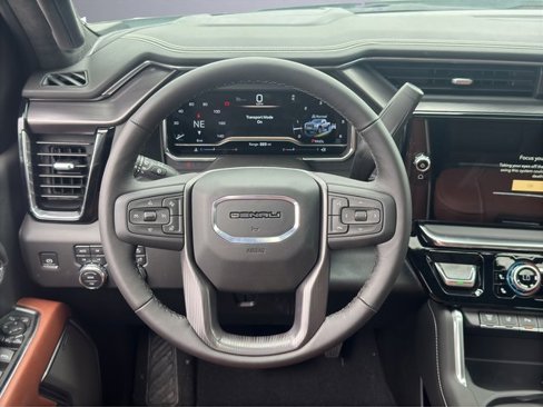 New 2025 GMC Sierra 3500 Denali Ultimate image 14