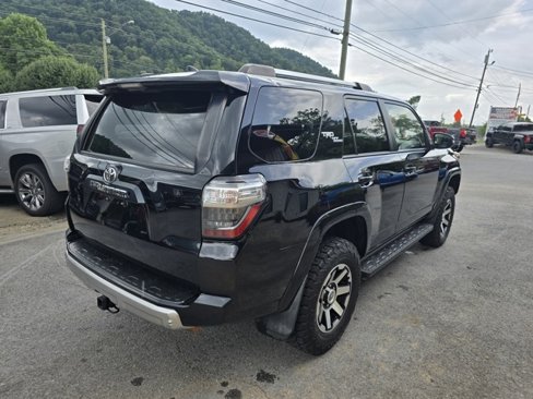 Used 2018 Toyota 4Runner TRD Off-Road Premium image 4