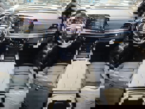 New 2025 Chevrolet Tahoe LT w/ Comfort Package image 19