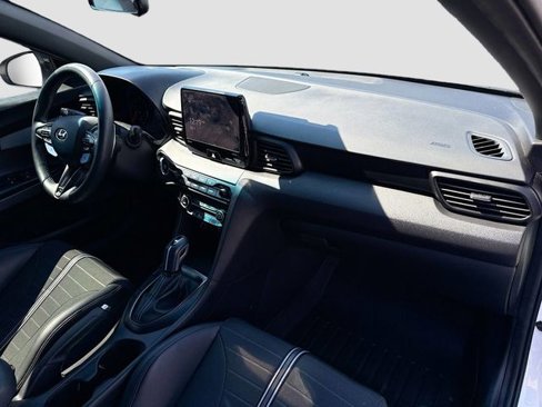 Used 2021 Hyundai Veloster N image 29