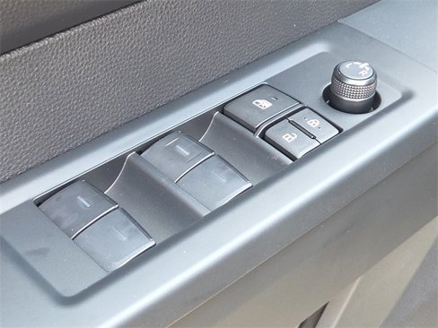 New 2026 Toyota Tundra SR image 18