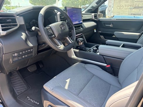 New 2025 Toyota Tundra Limited image 8