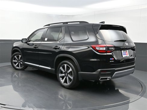 Used 2024 Honda Pilot Touring image 26