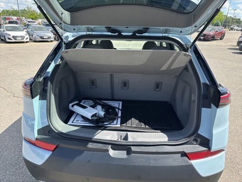 Used 2023 Chevrolet Bolt EUV Premier image 14