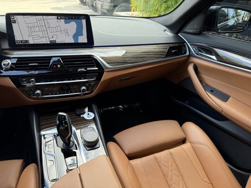 Used 2021 BMW 540i w/ Premium Package image 20