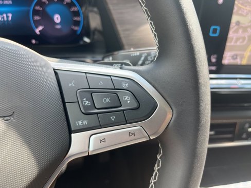 New 2026 Volkswagen Atlas SEL image 17