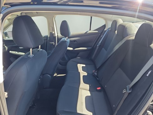 Used 2025 Nissan Sentra SV image 28