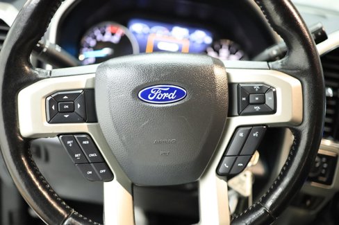 Used 2022 Ford F350 Lariat image 37