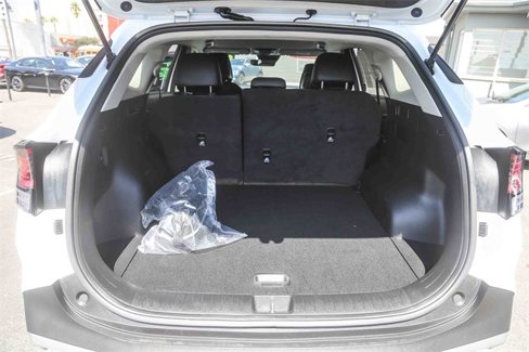 Certified 2024 Kia Sportage EX image 27