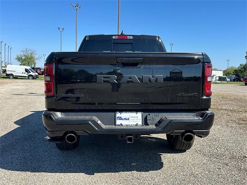 New 2026 RAM 1500 4x4 Crew Cab image 5