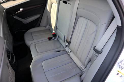 Used 2018 Audi Q5 Prestige w/ Prestige Package image 24