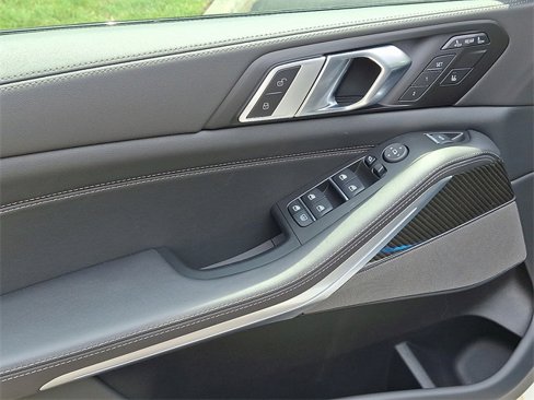 New 2026 BMW X7 M60i w/ Climate Comfort Package image 11