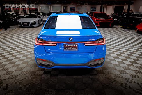 Used 2021 BMW 750i xDrive w/ Executive Package image 32