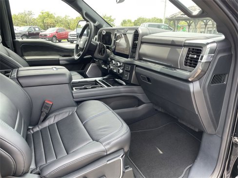 New 2025 Ford F250 Platinum image 11