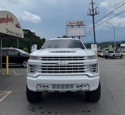 Used 2021 Chevrolet Silverado 2500 High Country w/ Technology Package image 4