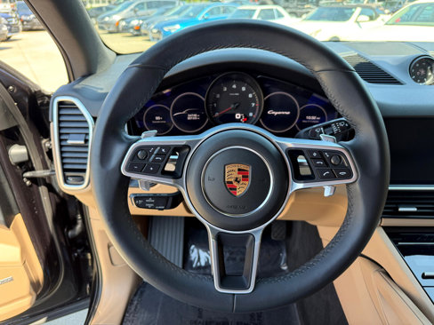 Used 2019 Porsche Cayenne image 18