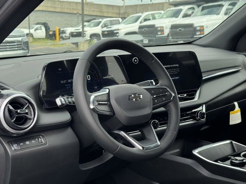 New 2026 Chevrolet Equinox LT image 8