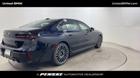 New 2026 BMW 750e xDrive w/ Executive Package image 8