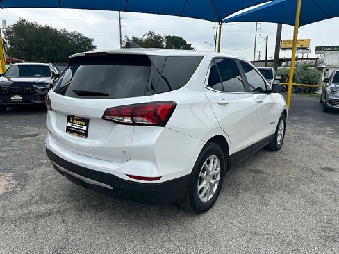 Used 2023 Chevrolet Equinox LT image 5