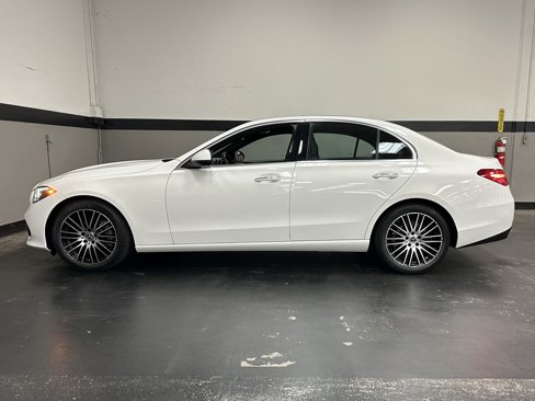 Used 2023 Mercedes-Benz C 300 Sedan image 8