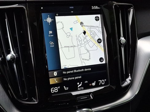 Used 2019 Volvo XC60 T5 Momentum w/ Multimedia Package image 20