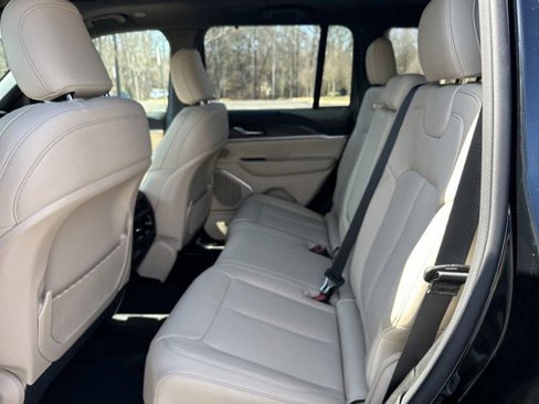New 2025 Jeep Grand Cherokee Limited w/ Luxury Tech Group II image 19