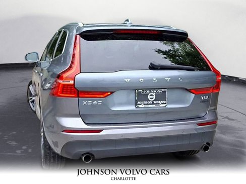 Used 2019 Volvo XC60 T5 Momentum w/ Multimedia Package image 4