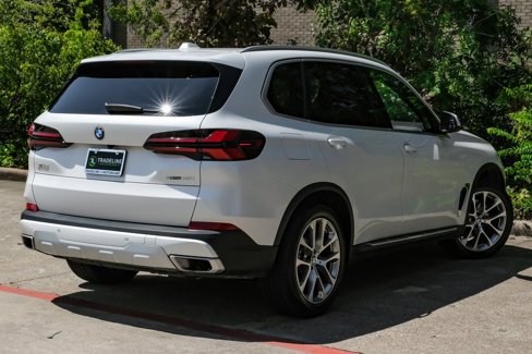 Used 2024 BMW X5 sDrive40i image 11