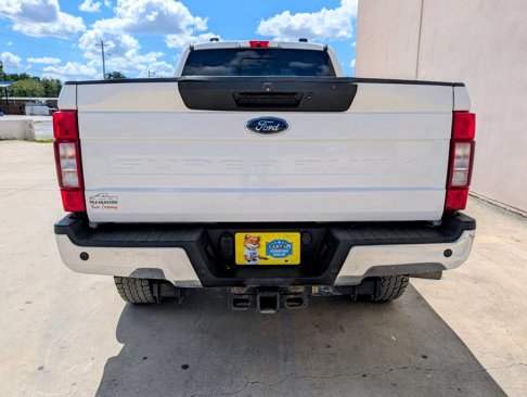 Used 2021 Ford F350 Lariat w/ Chrome Package image 6