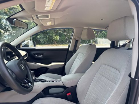 Used 2024 Honda HR-V LX image 11