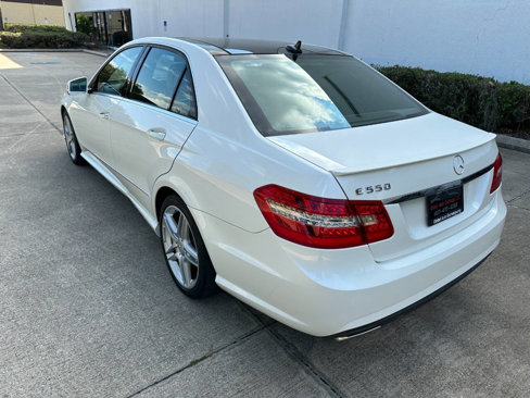 Used 2011 Mercedes-Benz E 550 Sedan image 6