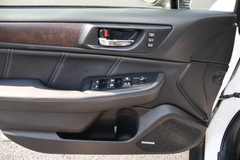 Used 2019 Subaru Outback 3.6R Limited w/ Popular Package #2 image 14