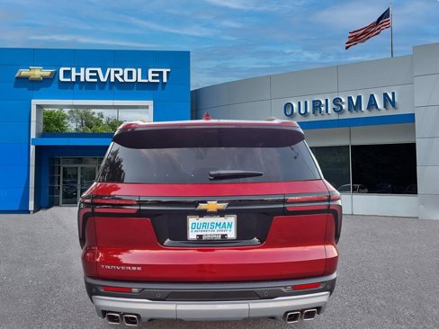 New 2026 Chevrolet Traverse LT w/ Driver Confidence Package image 4