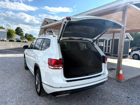 Used 2018 Volkswagen Atlas SE w/ R-Line Package image 60
