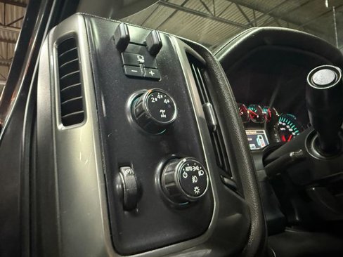 Used 2015 Chevrolet Silverado 2500 LTZ w/ Duramax Plus Package image 23