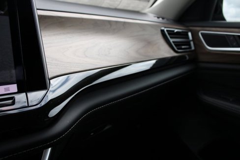 New 2026 Volkswagen Atlas SE image 11