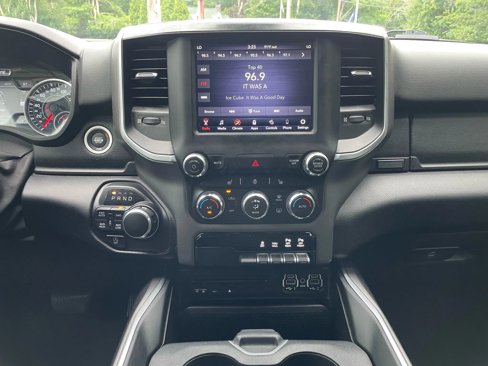 Used 2019 RAM 1500 Big Horn image 22
