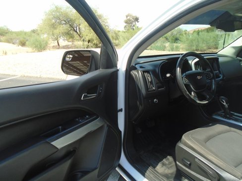 Used 2022 Chevrolet Colorado LT w/ Fleet Safety Package image 8