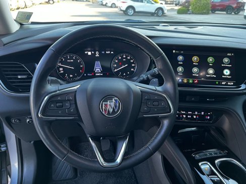 Used 2022 Buick Envision Avenir w/ Technology Package II image 15