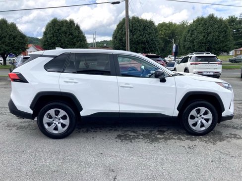 Used 2024 Toyota RAV4 LE image 2