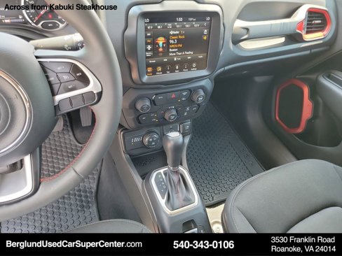 Used 2023 Jeep Renegade Trailhawk image 32