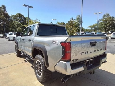 New 2025 Toyota Tacoma TRD Off-Road image 5