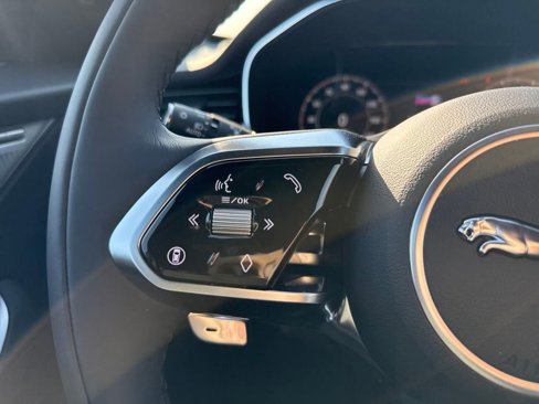 New 2026 Jaguar F-PACE R-Dynamic S image 20