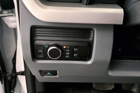 New 2026 Ford F250 XL w/ F-250 >10K GVWR Package image 30