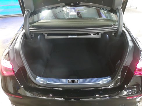 New 2025 Mercedes-Benz S 580 4MATIC Sedan image 14
