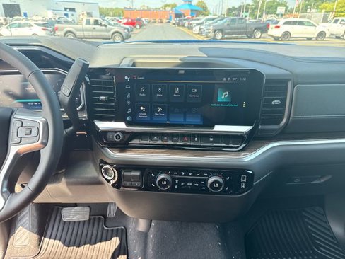 New 2026 Chevrolet Silverado 1500 LT image 17