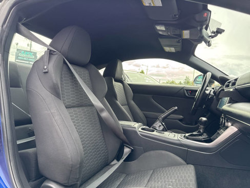 Used 2023 Toyota GR86 image 19