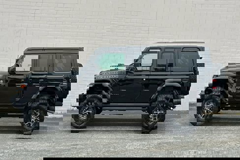 Used 2023 Jeep Wrangler Unlimited Rubicon 392 w/ Trailer Tow Package image 9