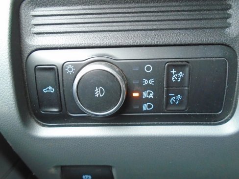 Used 2023 Ford F250 XLT w/ F-250 >10K GVWR Package image 27
