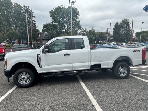 New 2025 Ford F250 XLT image 7